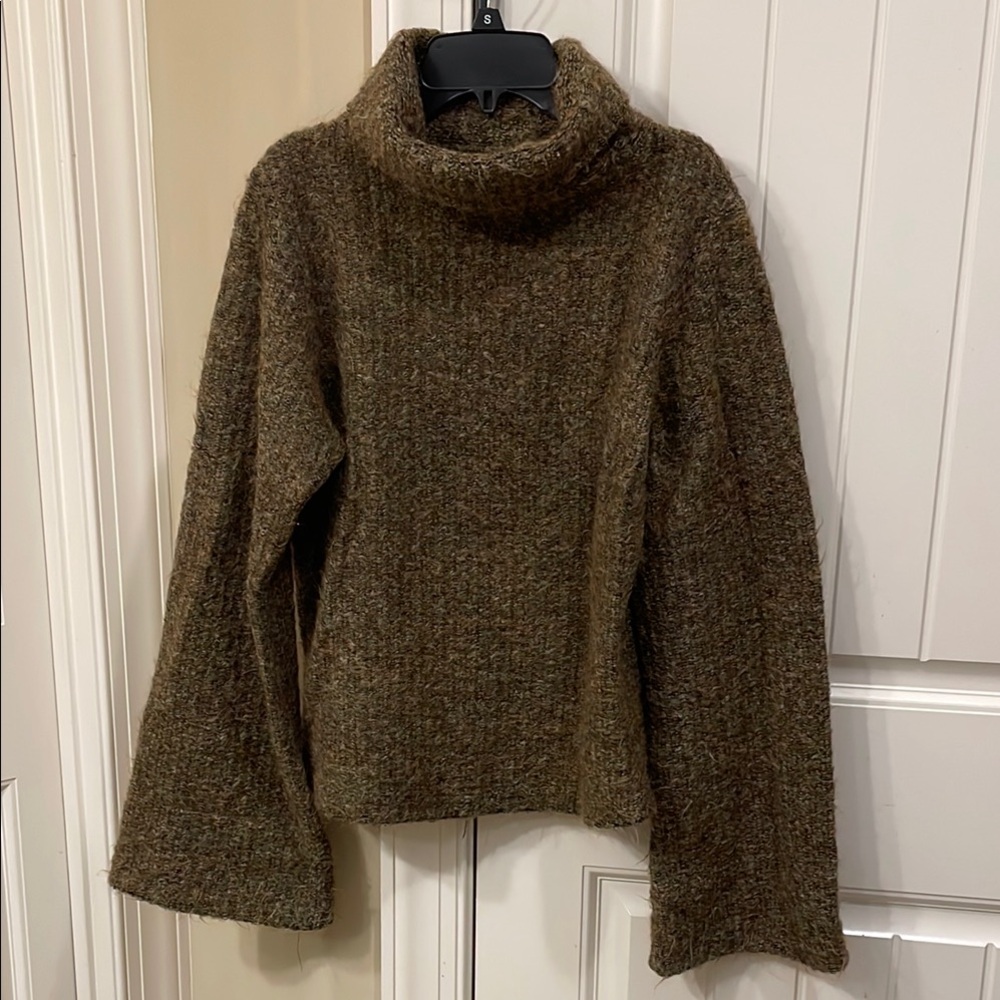 DONATED MODA INTERNATIONAL Brown Turtleneck Wide Bell Sleeve Sweater